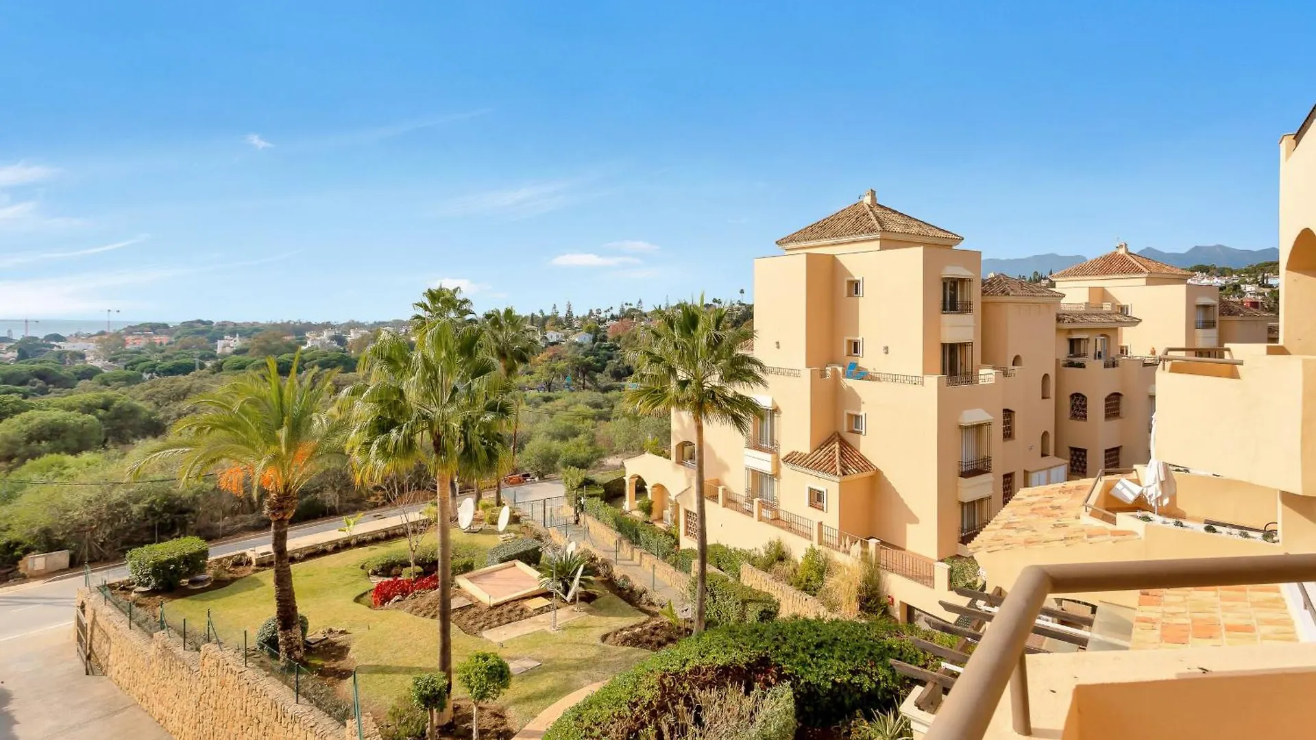 Amazing Sea Views Hacienda Elviria Apartment Marbella 0*,  Spain