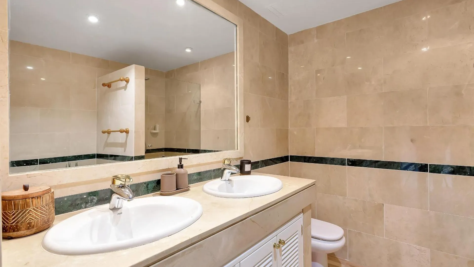 Amazing Sea Views Hacienda Elviria Apartment Marbella