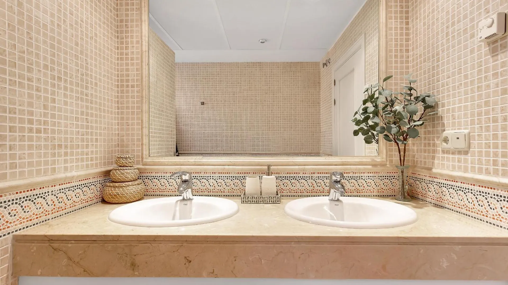 Amazing Sea Views Hacienda Elviria Apartment Marbella 0*,  Spain