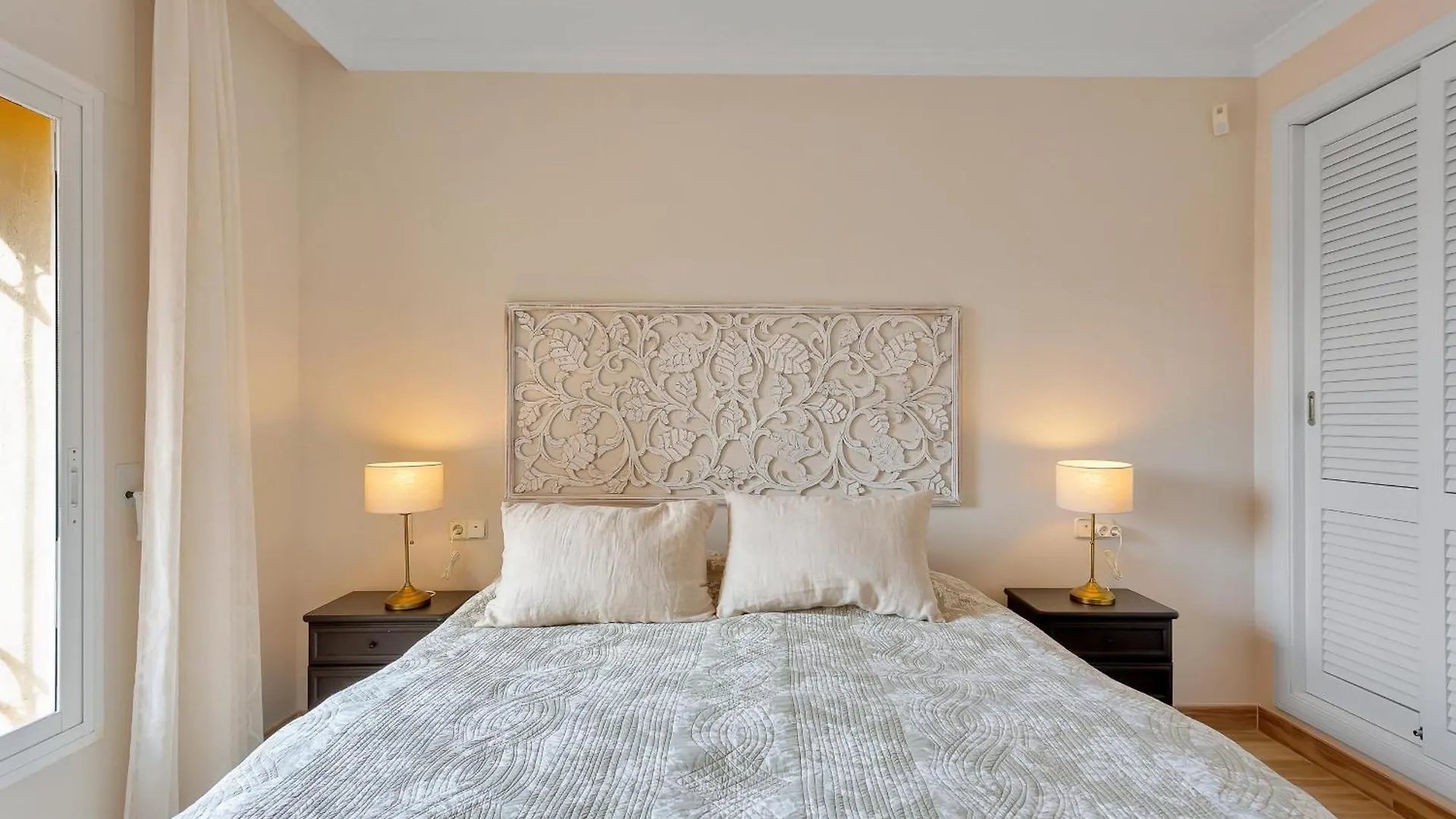 Amazing Sea Views Hacienda Elviria Apartment Marbella