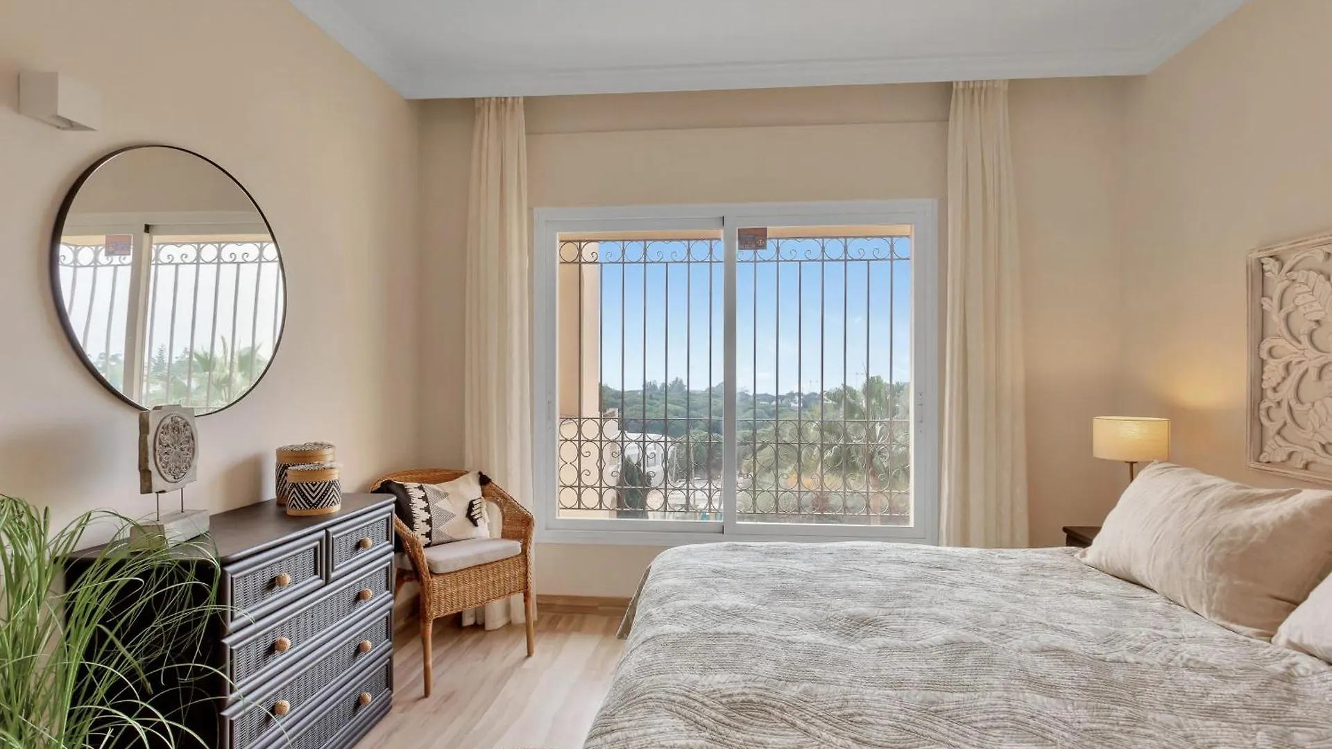 Amazing Sea Views Hacienda Elviria Apartment Marbella 0*,  Spain