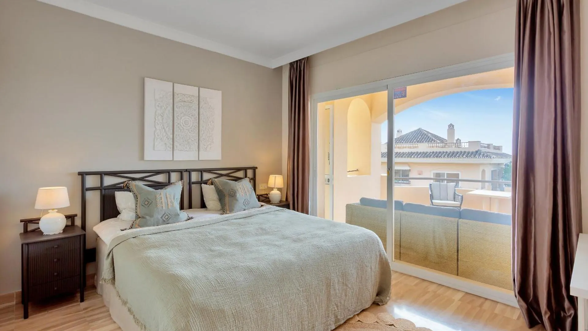 Amazing Sea Views Hacienda Elviria Apartment Marbella